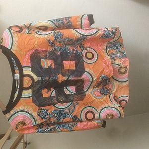 Topia, size is large